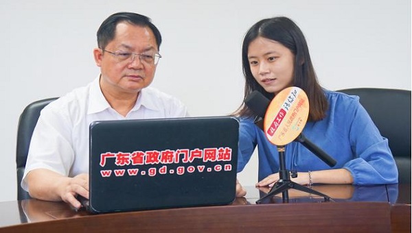 專訪省食品藥品監管局局長駱文智
