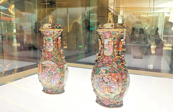 “灣區瑰寶·廣彩華章——粵港澳傳統與當代廣彩藝術展”啟幕